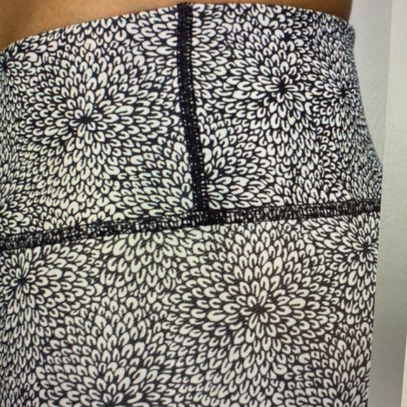 Lululemon Wunder Plush Petal Deep Coal Ghost Leggings - Picture 12 of 12